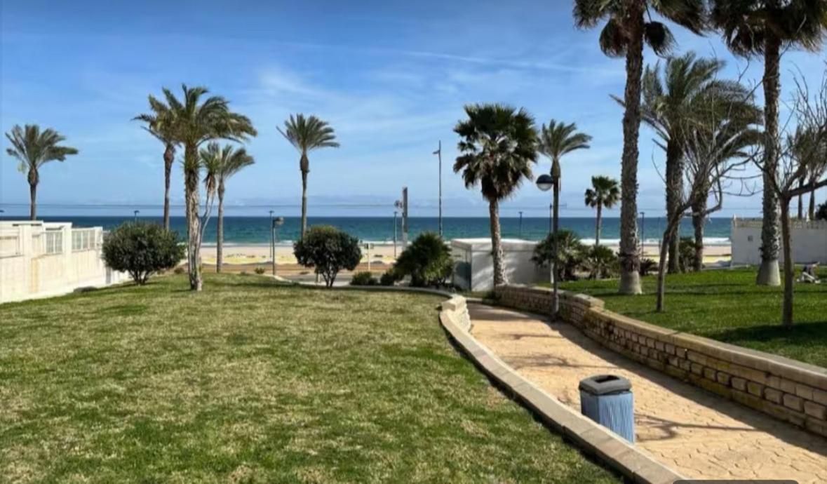 All In One Ground Floor With Terrace Next To Sea El Campello Buitenkant foto