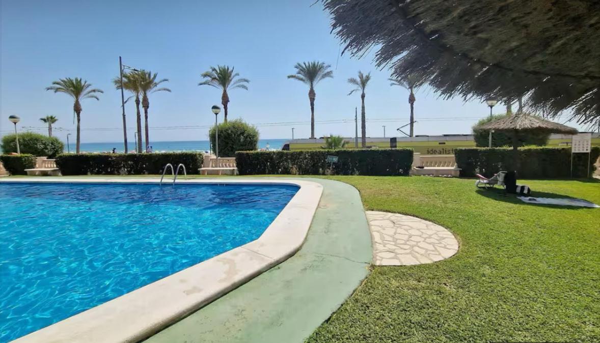 All In One Ground Floor With Terrace Next To Sea El Campello Buitenkant foto